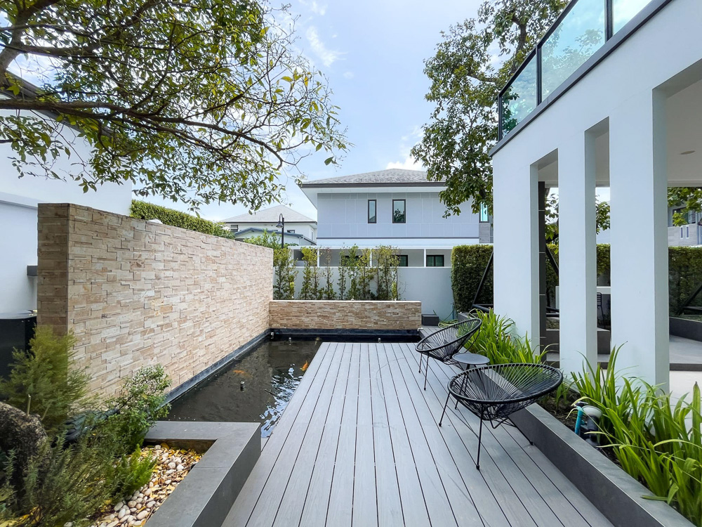EP0057 | Modern 4-BR Luxury Villa for Sale in Nong Pla Lai