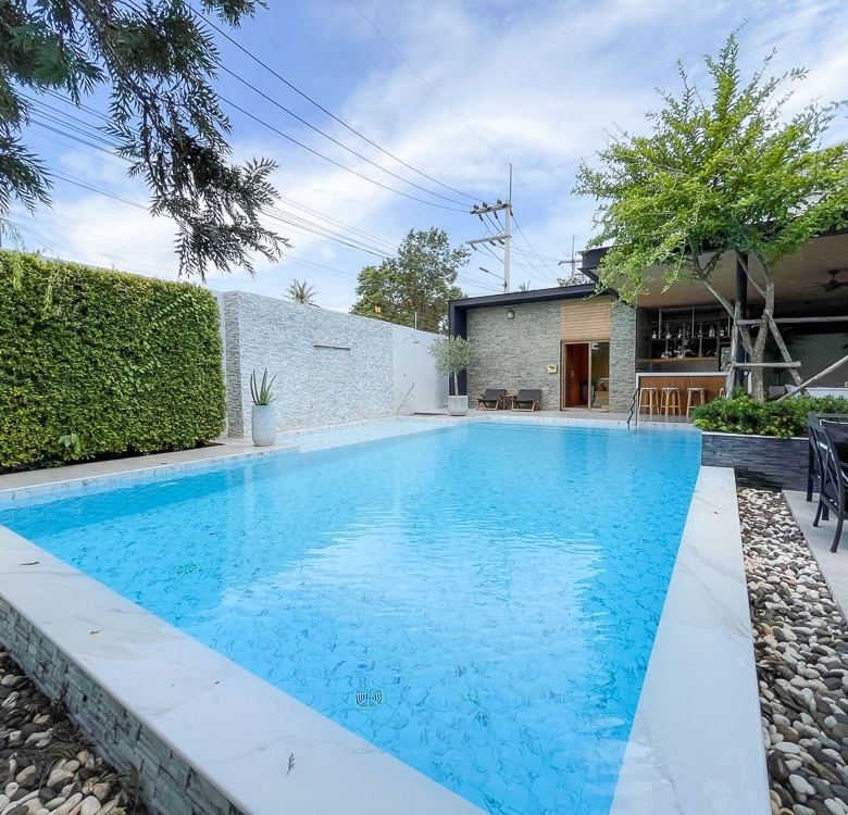 EP0057 | Modern 4-BR Luxury Villa for Sale in Nong Pla Lai