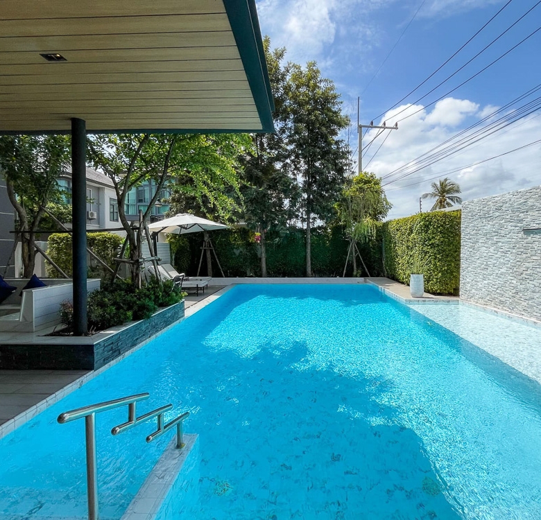 EP0057 | Modern 4-BR Luxury Villa for Sale in Nong Pla Lai
