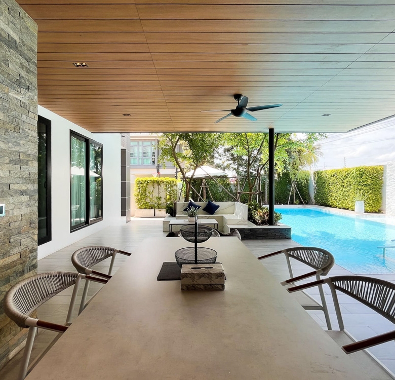 EP0057 | Modern 4-BR Luxury Villa for Sale in Nong Pla Lai