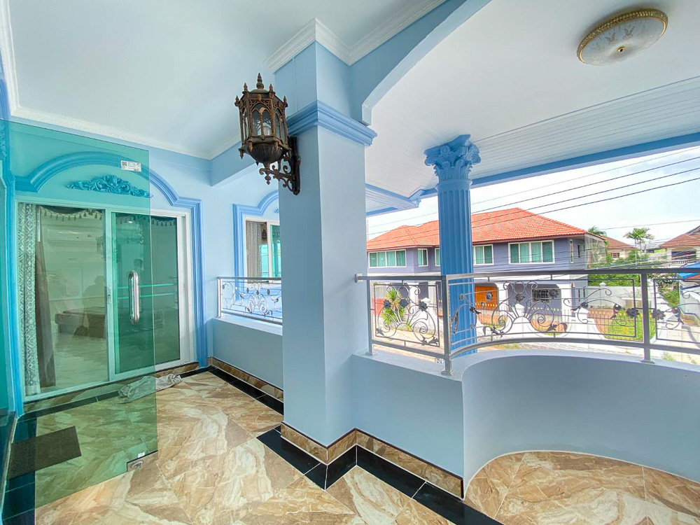 EP0101 | 11-BR Mega Villa for Sale in South Pattaya