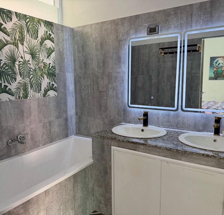 EP0883 | Modern Pool Villa for Sale or Rent – Pratumnak Hill