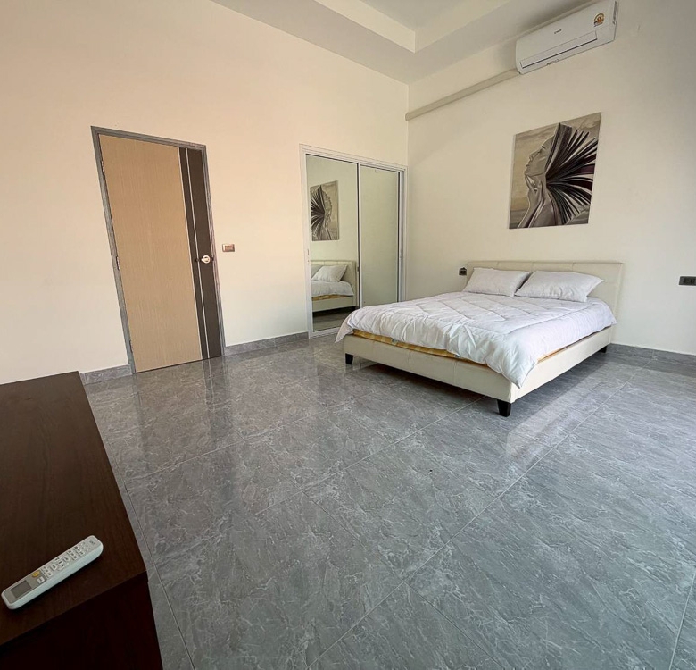 EP0883 | Modern Pool Villa for Sale or Rent – Pratumnak Hill