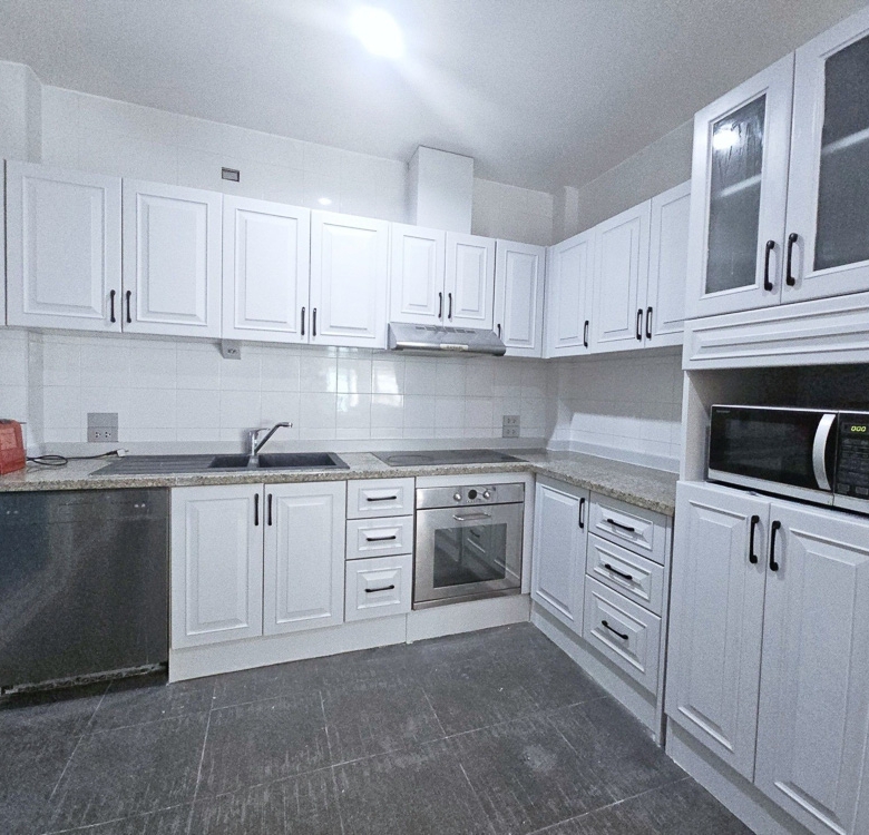 EP0095 | Villa with Private Office for Rent in Eakmongkol