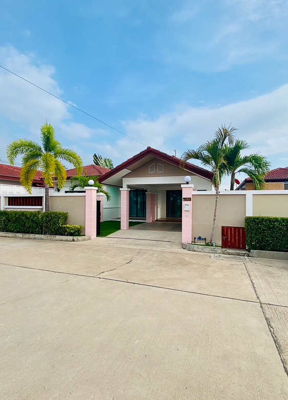 EP0061 | 3-BR Detached Villa for Rent in Huay Yai, Pattaya