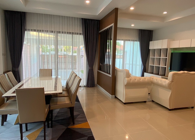 EP0061 | 3-BR Detached Villa for Rent in Huay Yai, Pattaya