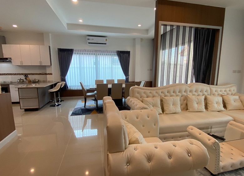 EP0061 | 3-BR Detached Villa for Rent in Huay Yai, Pattaya