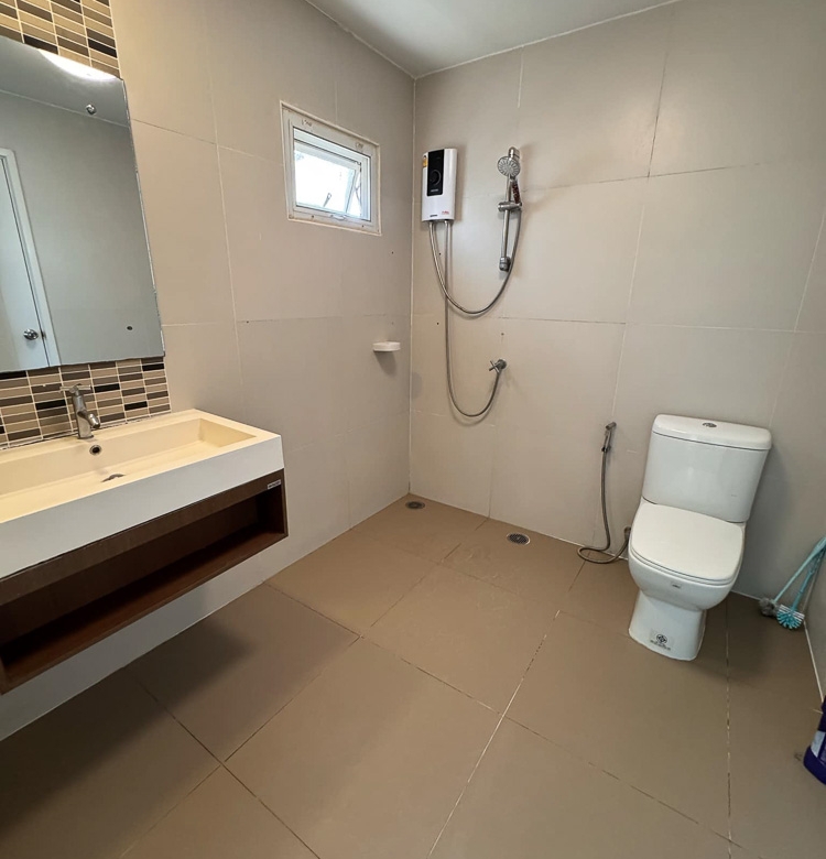 EP0125 | 3-BR Family Villa for Sale in Pattaya
