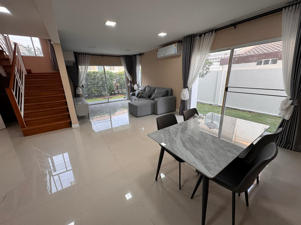 EP0125 | 3-BR Family Villa for Sale in Pattaya