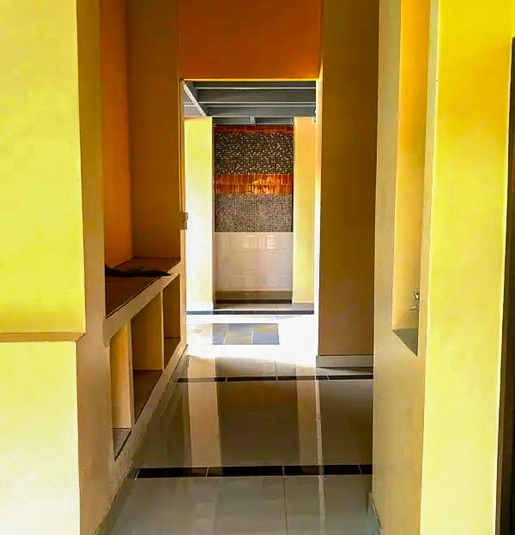 EP0100 | Family Villa with Office for Sale in Khao Talo | East Pattaya