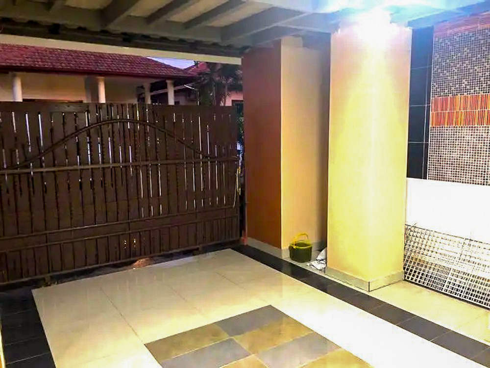 Villa for Rent in Khao Talo-4 EP0100 | Family Villa with Office for Sale in Khao Talo | East Pattaya