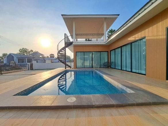 EP0115 | Villa for Rent in Pattaya