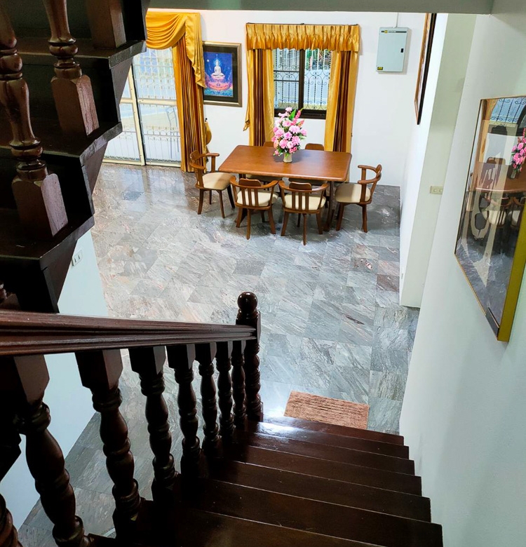EP0073 | Prime 3-BR Detached Villa for Rent in South Pattaya