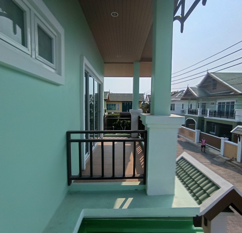 EP0102 | Family Villa for Sale Near Maryvit School Pattaya