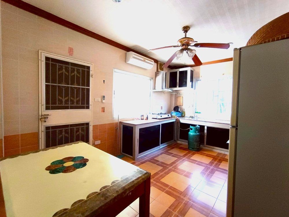 Villa for Sale at Viewpoint Jomtien-12 EP0203 | 4-BR Family Villa for Sale at Viewpoint Jomtien