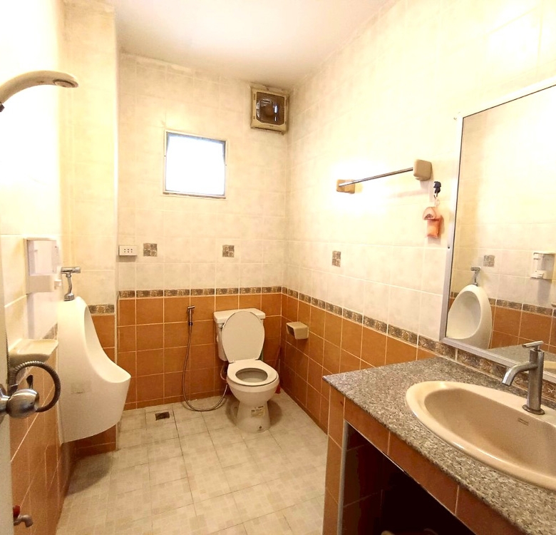 EP0203 | 4-BR Family Villa for Sale at Viewpoint Jomtien