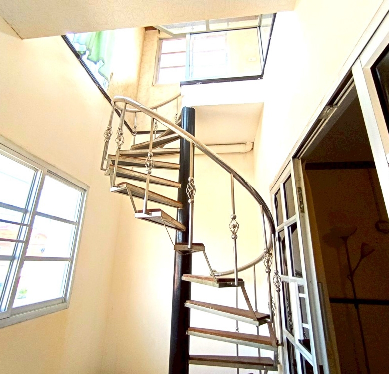 EP0203 | 4-BR Family Villa for Sale at Viewpoint Jomtien