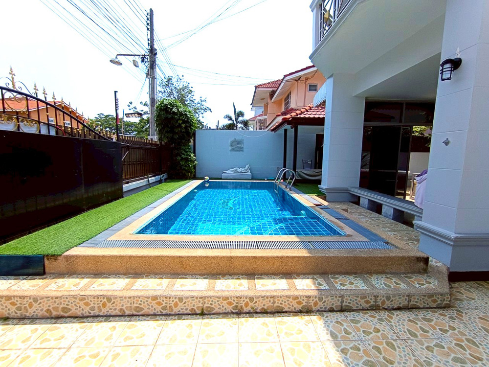 Villa for Sale at Viewpoint Jomtien-5 EP0203 | 4-BR Family Villa for Sale at Viewpoint Jomtien