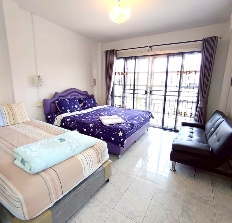 EP0201 | 6-BR Luxury Villa for Sale at Viewpoint Pattaya