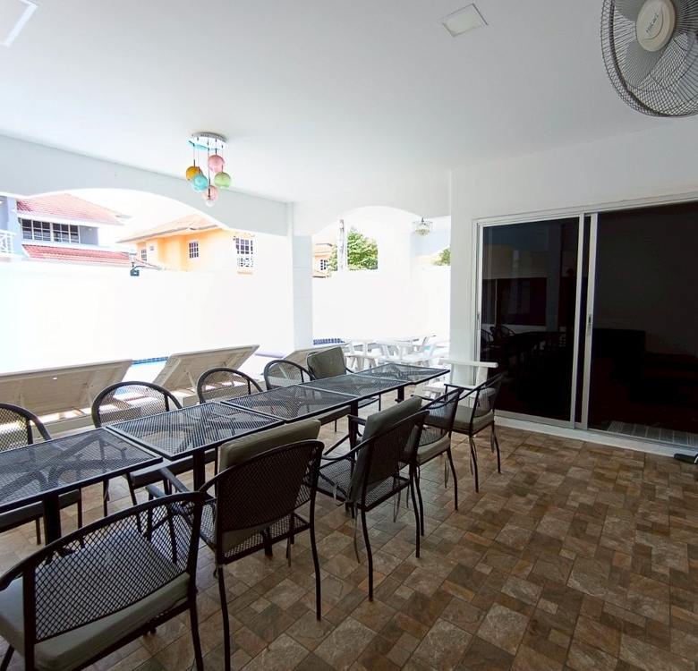 EP0201 | 6-BR Luxury Villa for Sale at Viewpoint Pattaya