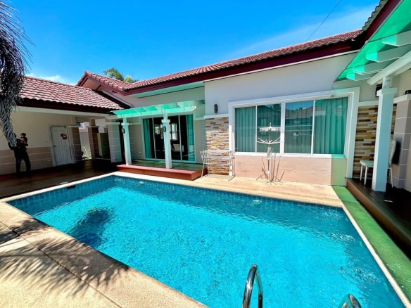 EP0111 | Villa for Sale in Huay Yai, Pattaya