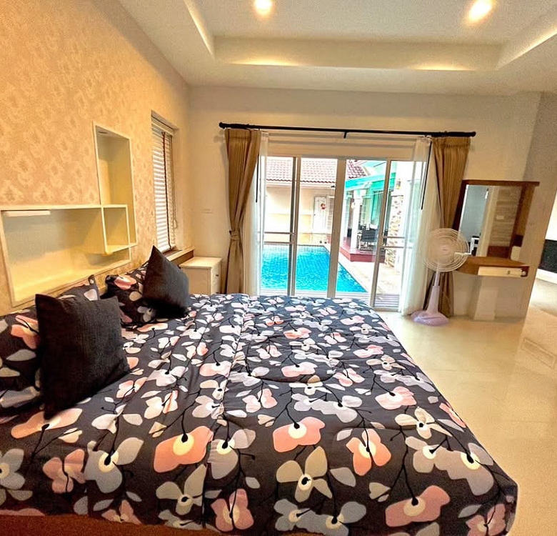 EP0111 | Villa for Sale in Huay Yai, Pattaya