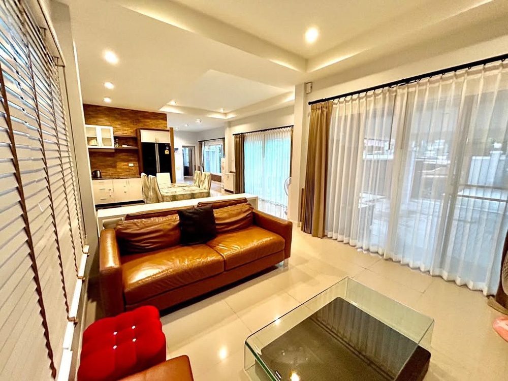 EP0111 | Villa for Sale in Huay Yai, Pattaya