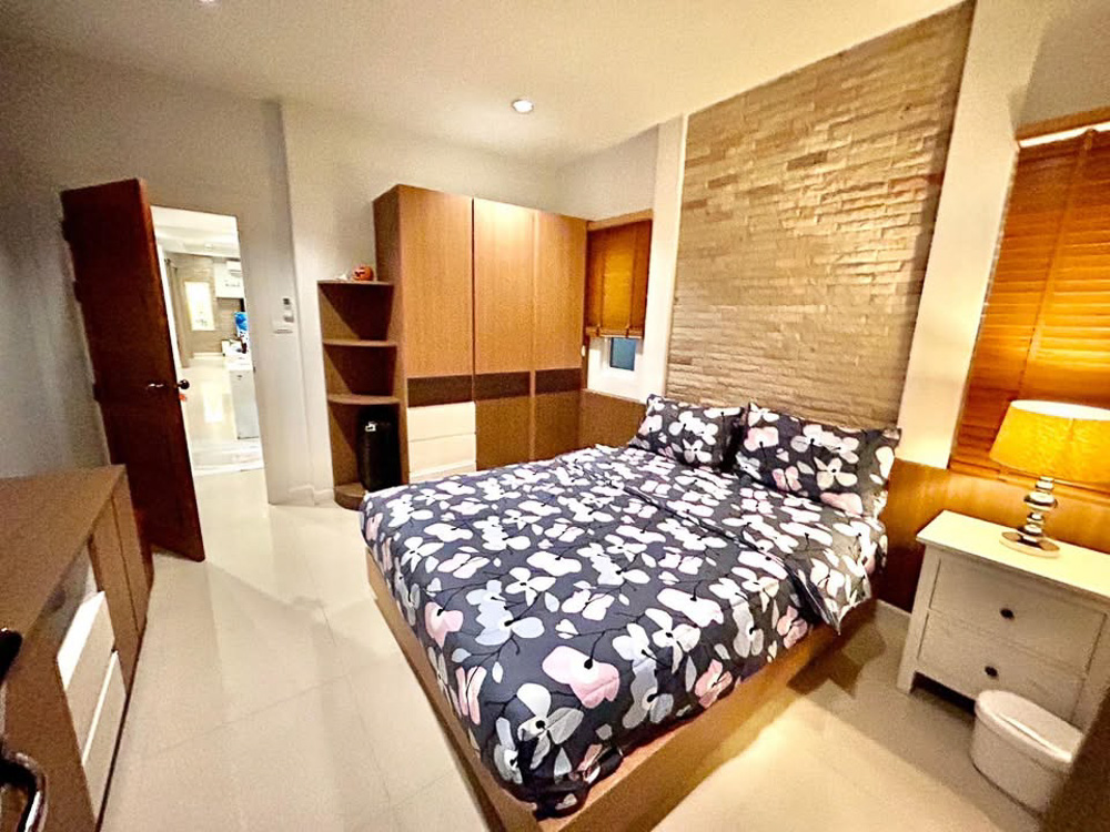 EP0111 | Villa for Sale in Huay Yai, Pattaya