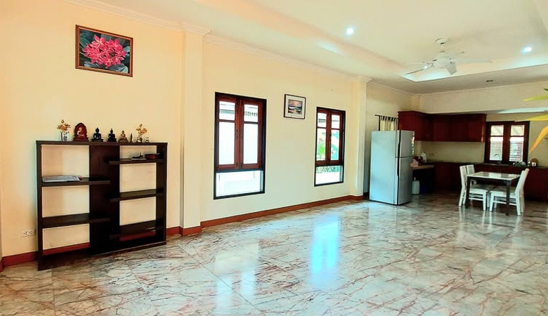 EP0217 | Family Villa for Sale in Khao Makok, East Pattaya