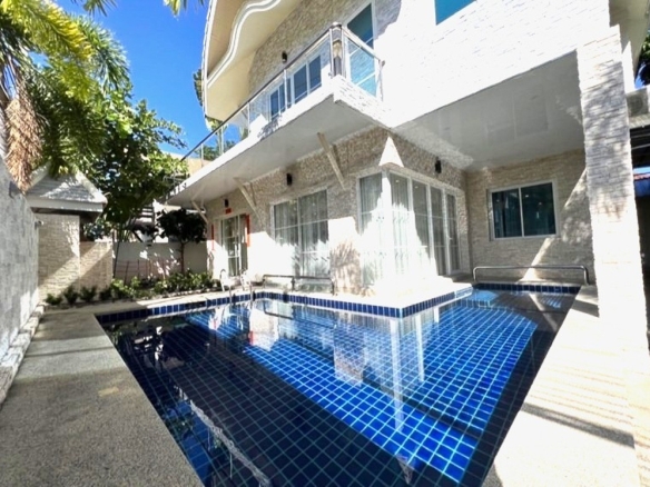 EP0117 | Villa for Sale in Park Avenue, Pattaya