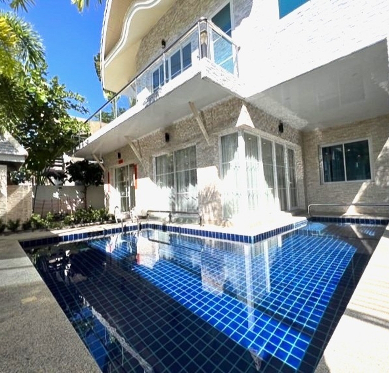 EP0117 | Villa for Sale in Park Avenue, Pattaya