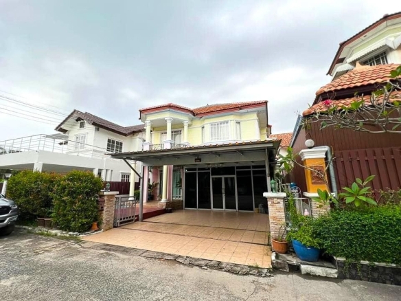 EP0118 | 3-BR Family Villa for Sale in Pattaya