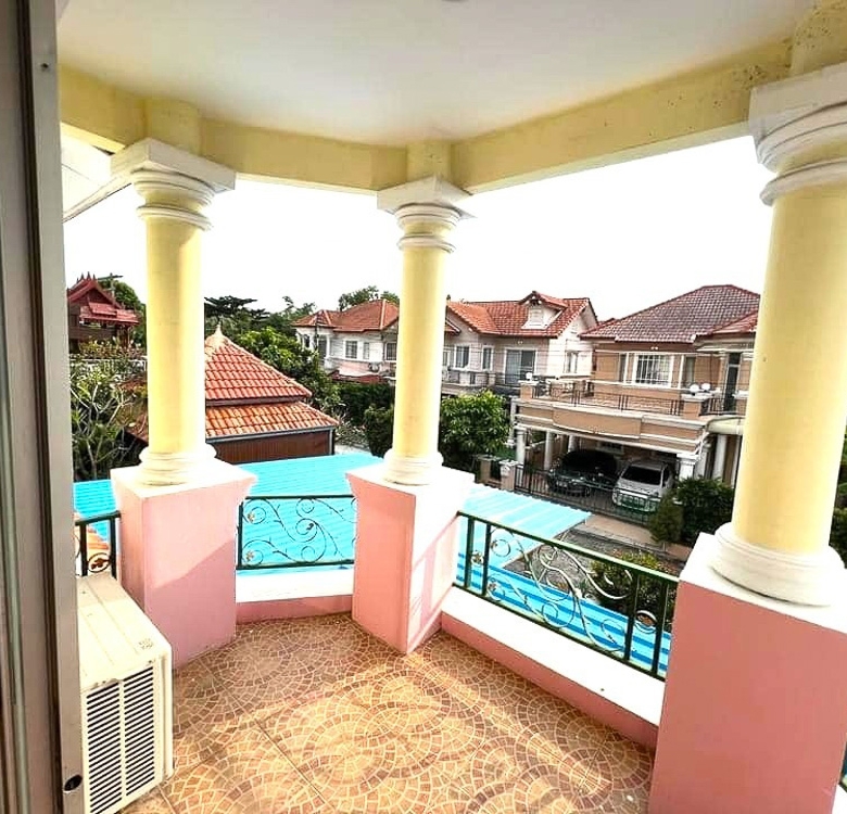 EP0118 | 3-BR Family Villa for Sale in Pattaya