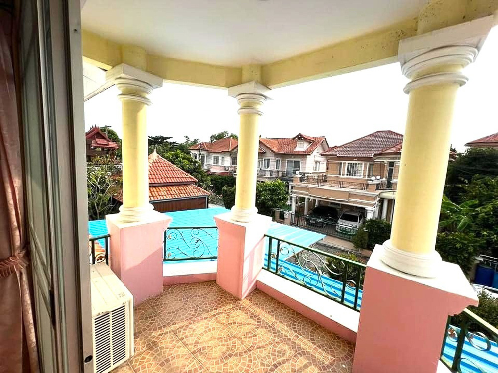 Villa for Sale in Pattaya-18 EP0118 | 3-BR Family Villa for Sale in Pattaya