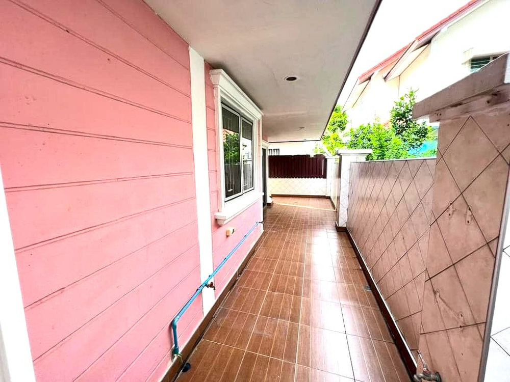 Villa for Sale in Pattaya-6 EP0118 | 3-BR Family Villa for Sale in Pattaya