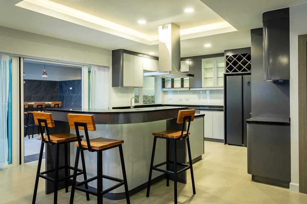 Villa for Sale in Pong-11 EP0098 | 4-BR Villa for Sale in Pong, East Pattaya