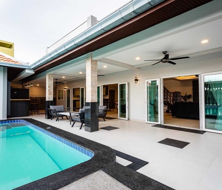 EP0098 | 4-BR Villa for Sale in Pong, East Pattaya