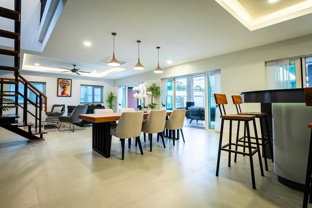Villa for Sale in Pong-8 EP0098 | 4-BR Villa for Sale in Pong, East Pattaya