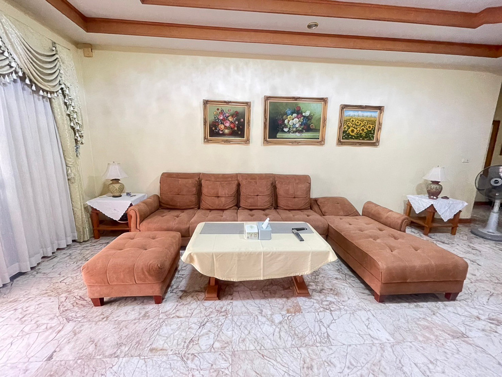 Villa for Sale in Pong, East Pattaya-6 EP0092 | 3-BR Family Villa for Sale in Pong, East Pattaya