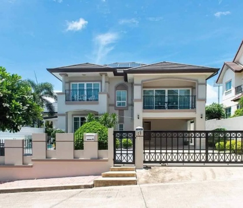 EP0068 | Villa for Sale in Toongklom-Talman, East Pattaya
