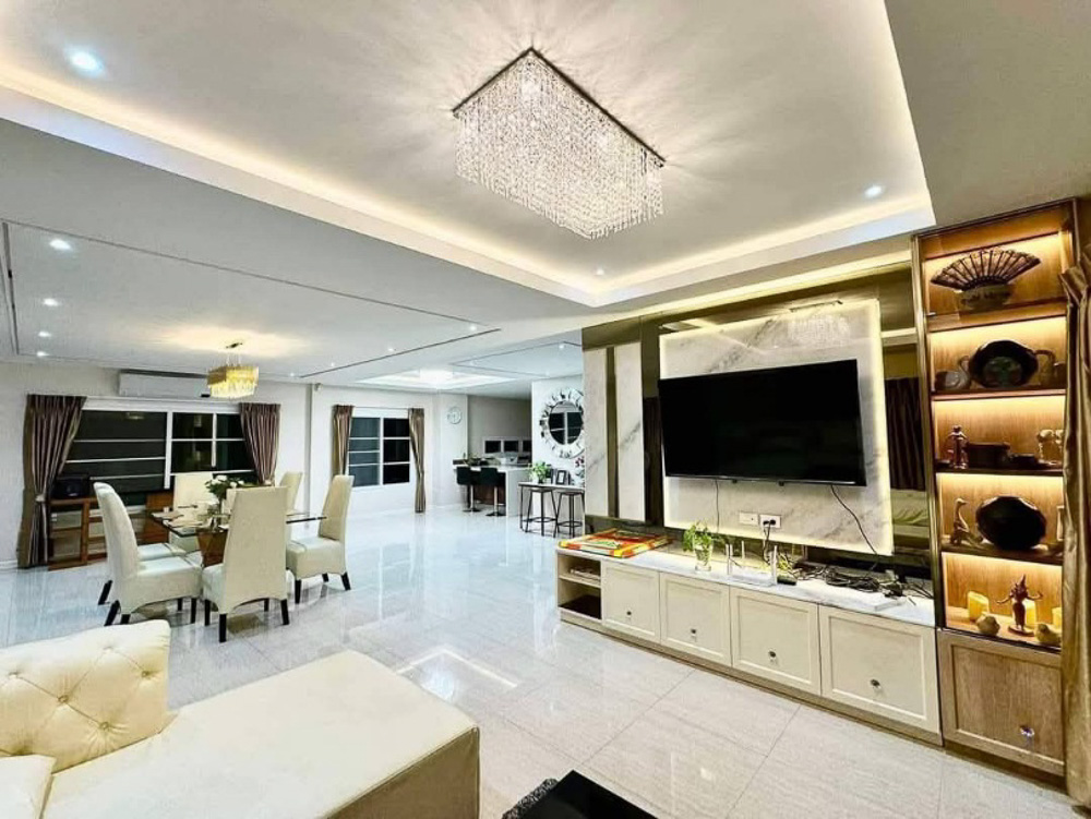EP0068 | Villa for Sale in Toongklom-Talman, East Pattaya