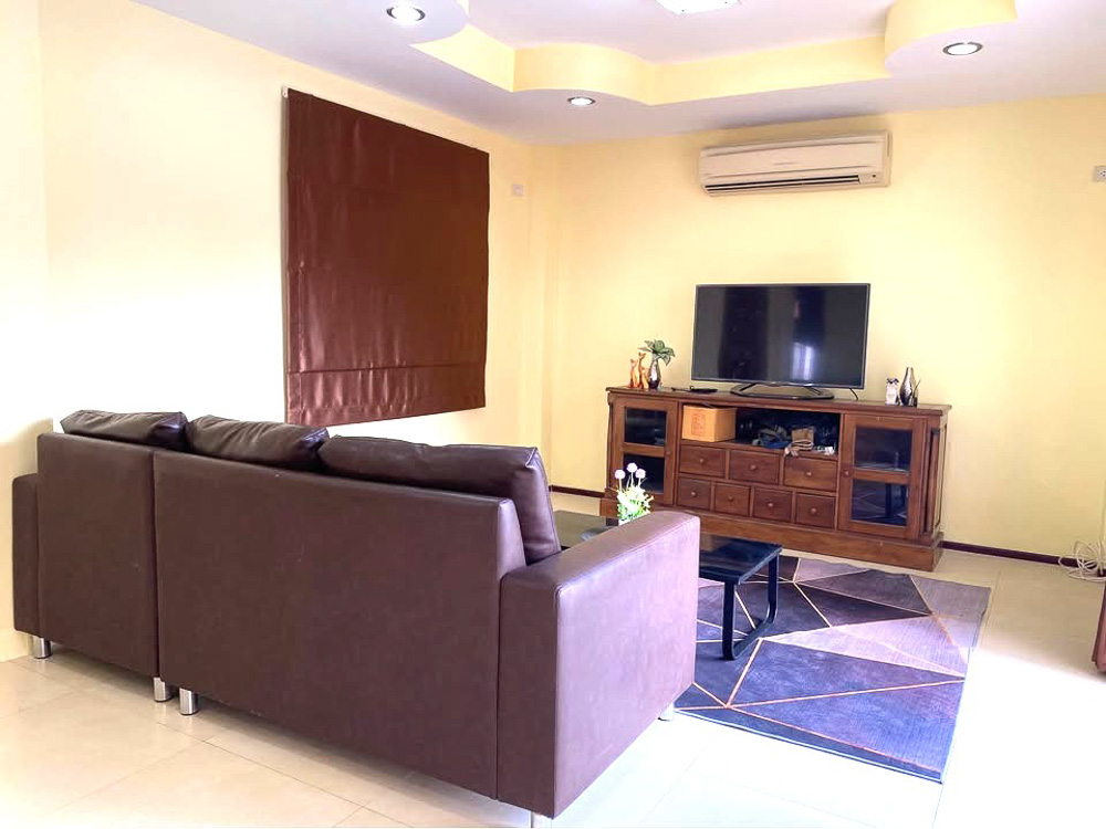 EP0054 | Modern 3-BR Family Villa for Sale on Pornprapanimit