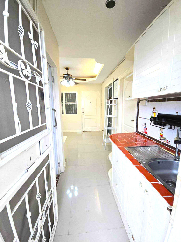 1-BR Condo for Sale in Pattaya-1 EP0144 | 3rd-Floor 1-BR Condo for Sale in Pattaya