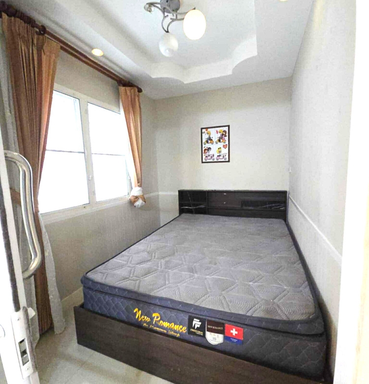 EP0144 | 3rd-Floor 1-BR Condo for Sale in Pattaya