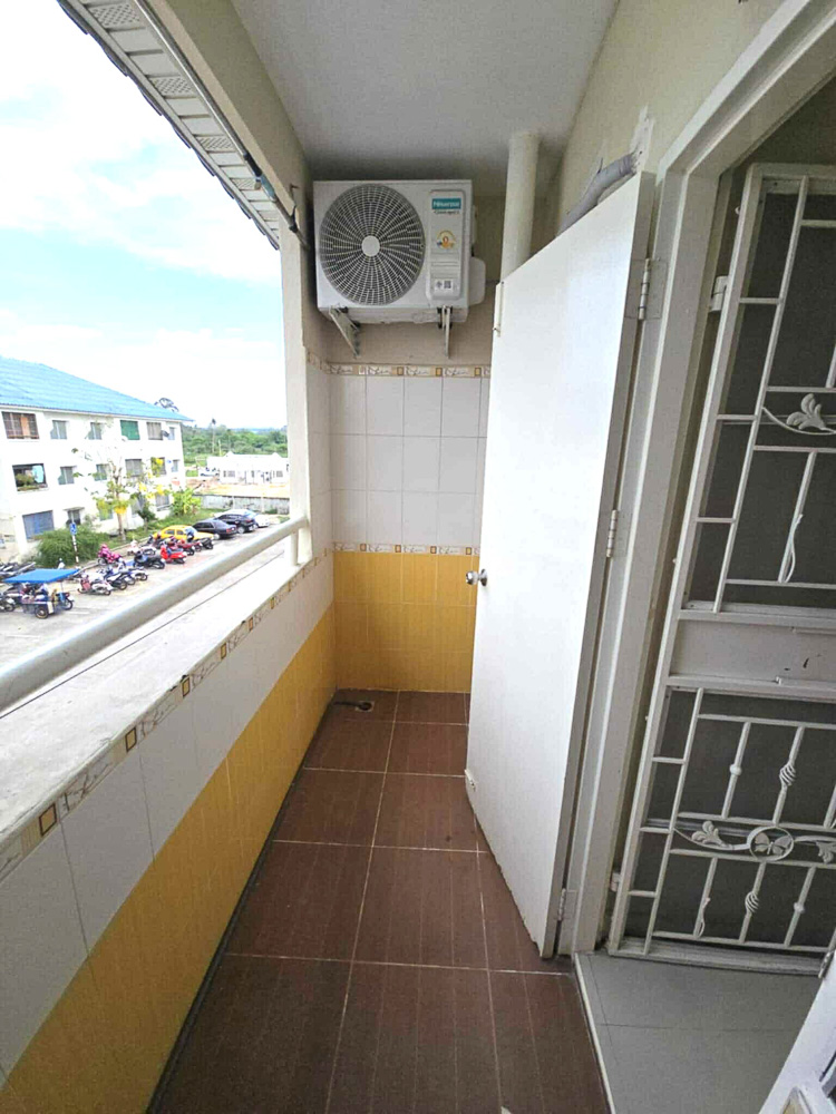 1-BR Condo for Sale in Pattaya-12 EP0144 | 3rd-Floor 1-BR Condo for Sale in Pattaya