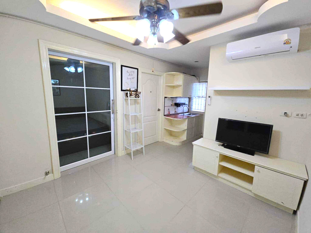 1-BR Condo for Sale in Pattaya-4 EP0144 | 3rd-Floor 1-BR Condo for Sale in Pattaya