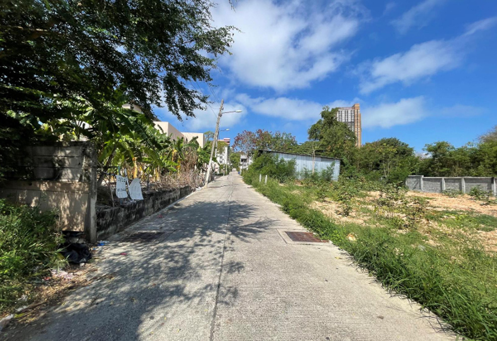 EP0165 | Land Plot for Sale in Thappraya, Pattaya