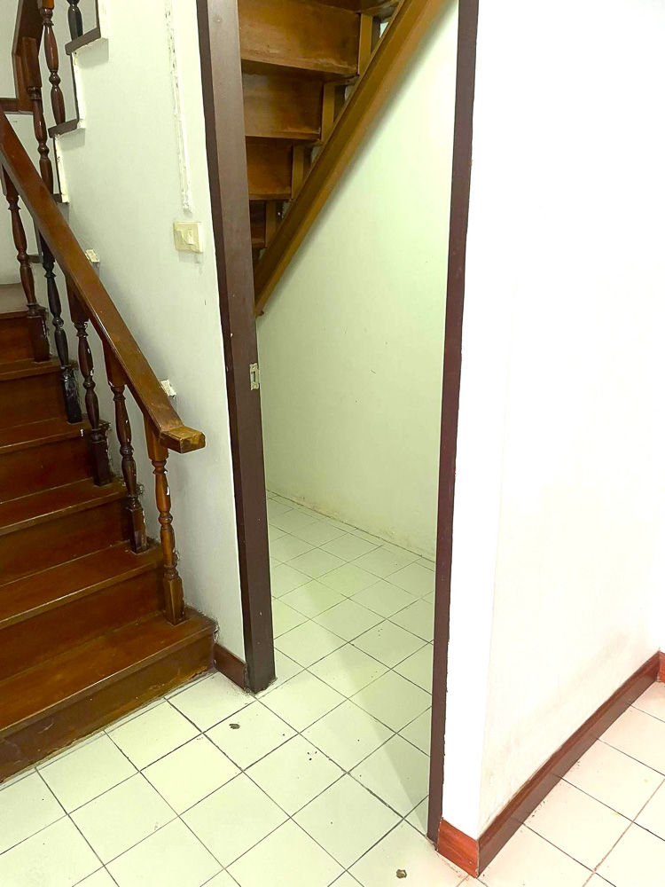 EP0156 | Townhouse for Sale in Photisarn, North Pattaya