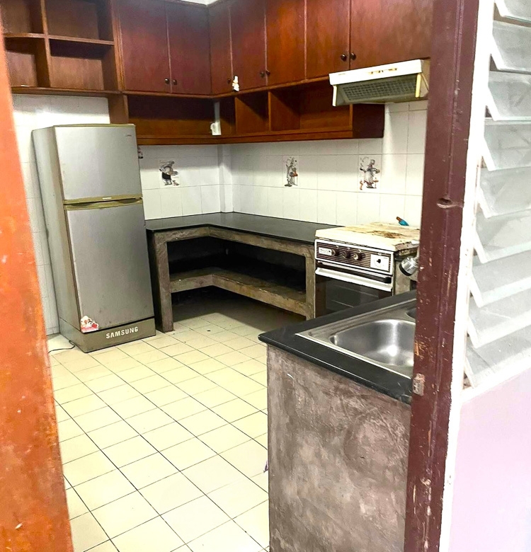 EP0156 | Townhouse for Sale in Photisarn, North Pattaya