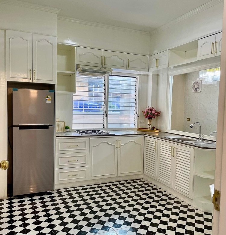 EP0194 | Villa for Sale Near Pattaya Railway Bypass